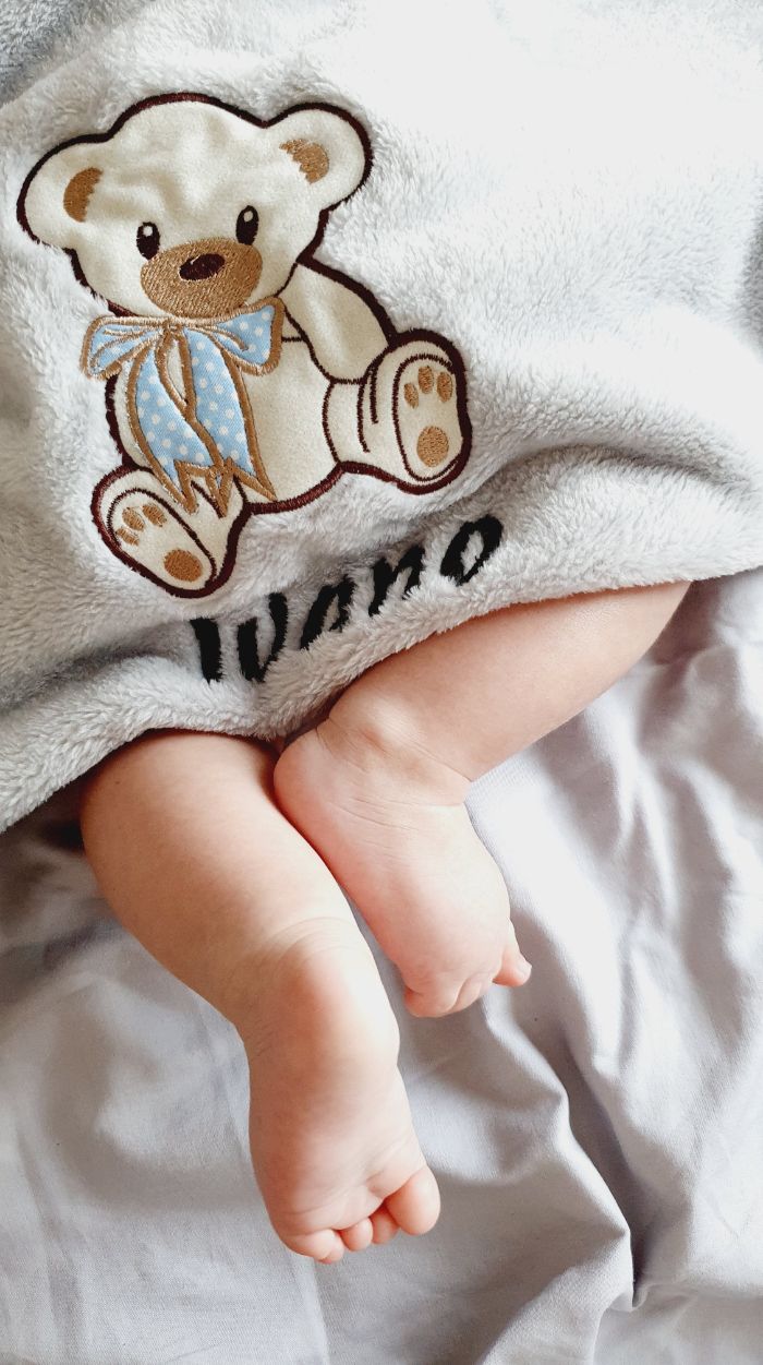 Cute baby foot and personalized blanket